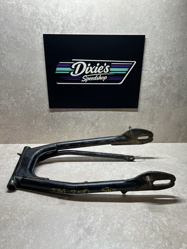 Suzuki tm250 swingarm - suzuki,